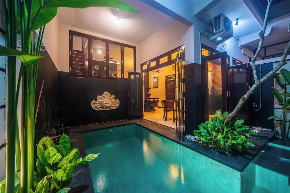 3BR Private Pool Tatiya Villa-Nusa Dua