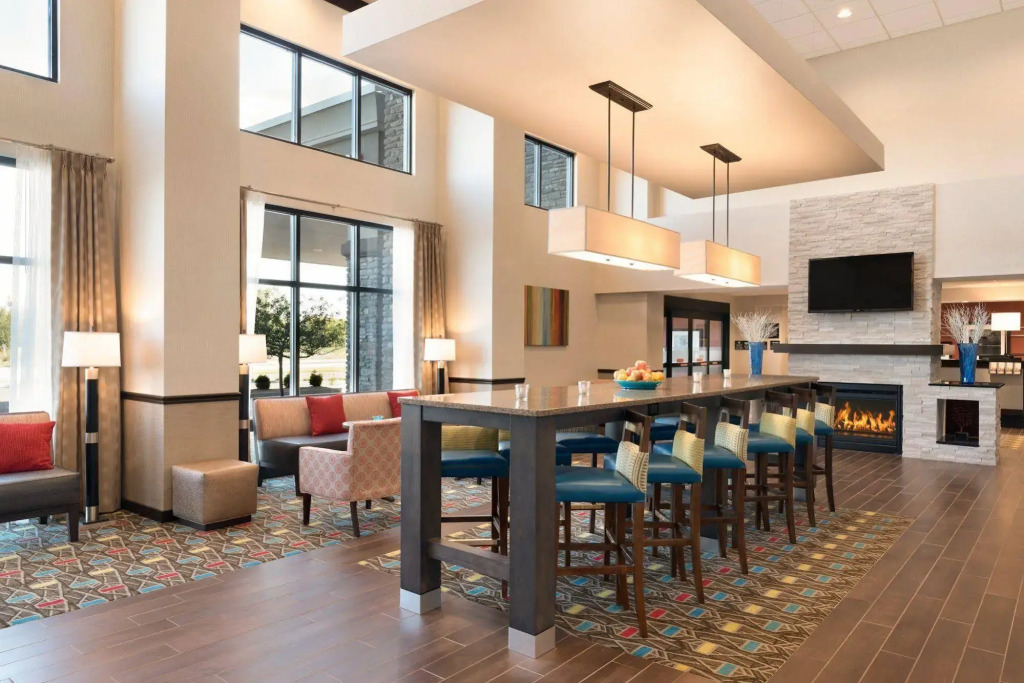 Hampton Inn Suites Flagstaff East