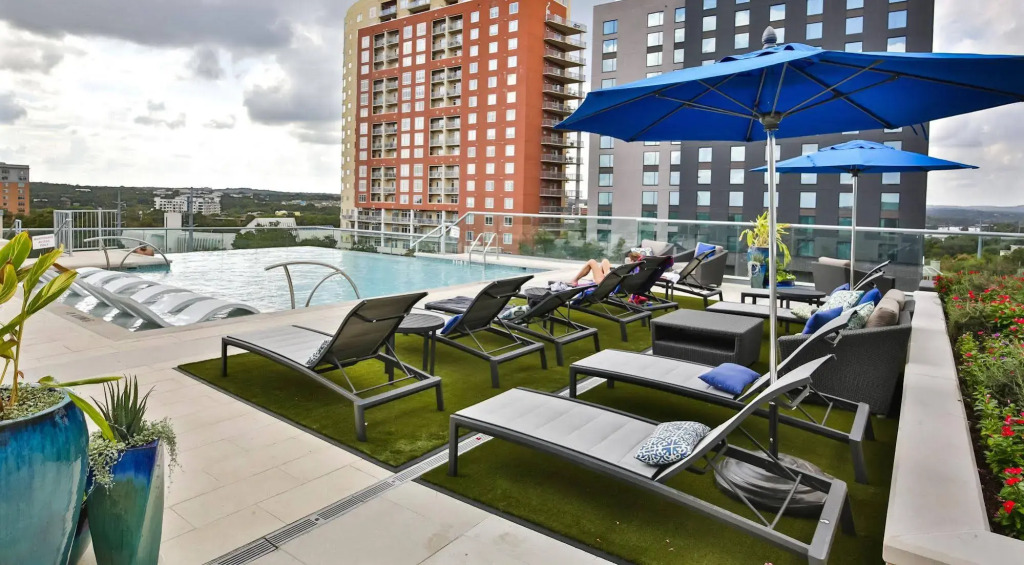 Locale Austin Rainey Street