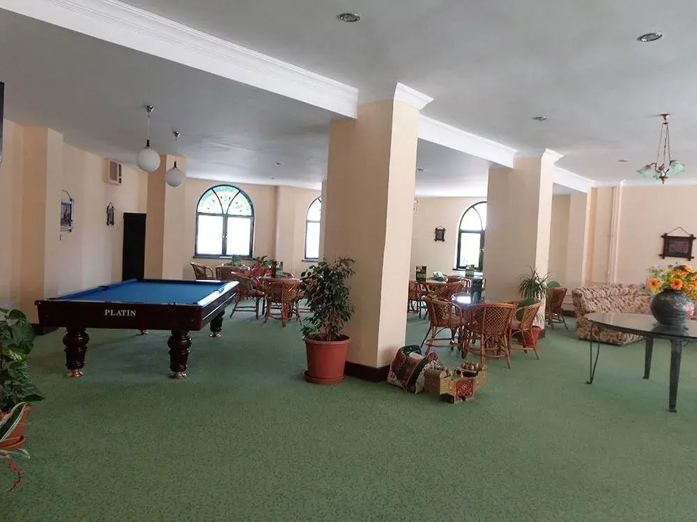 Floria Hotel