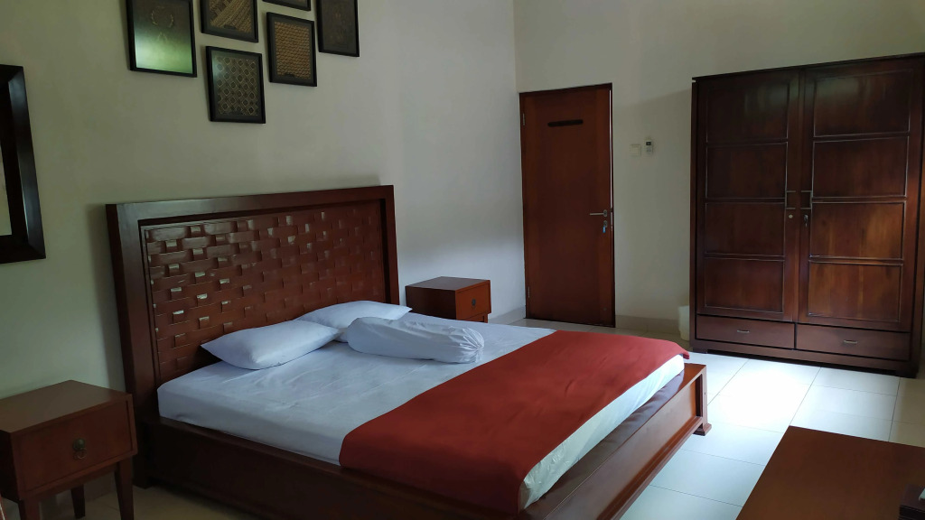 Ndalem Surokarsan Jogja RedPartner
