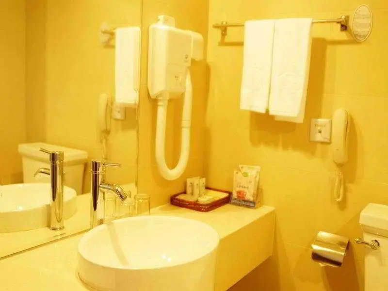 Rainbow Hotel
