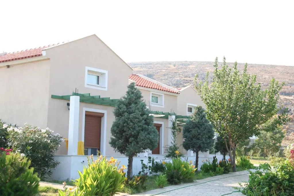 Sigrion Villas