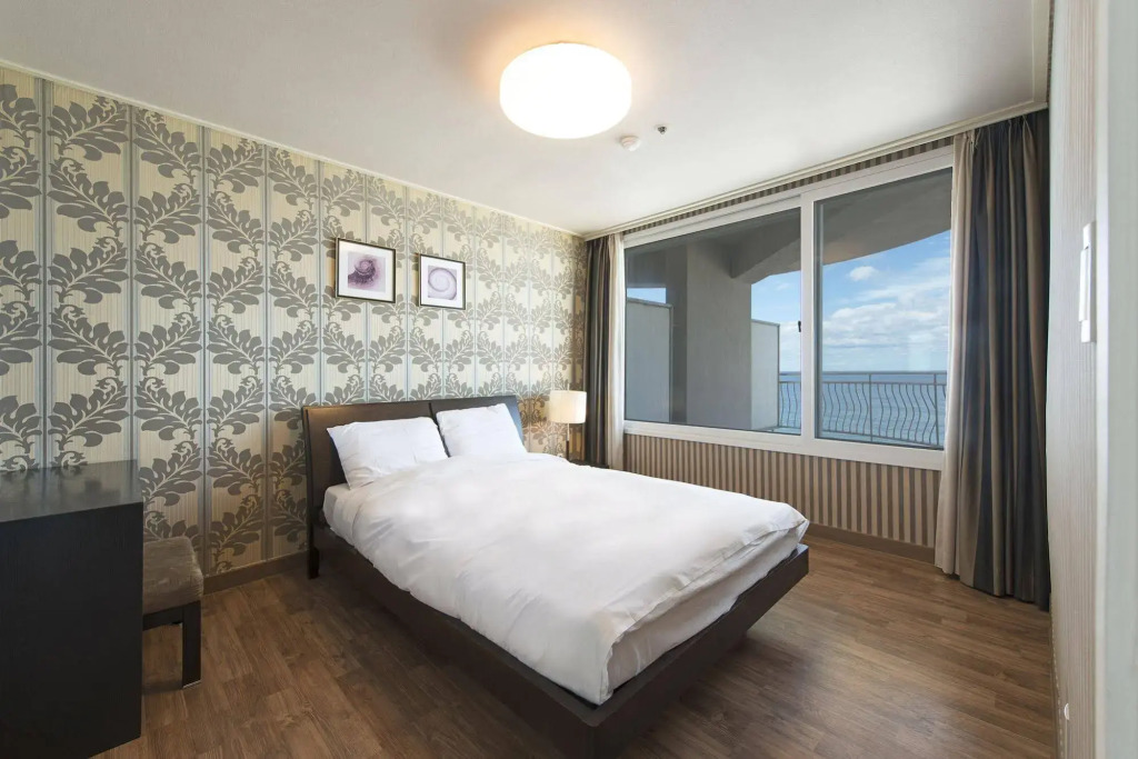 Kensington Resort Seorak Beach