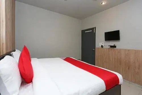 K-town Regency By OYO Rooms