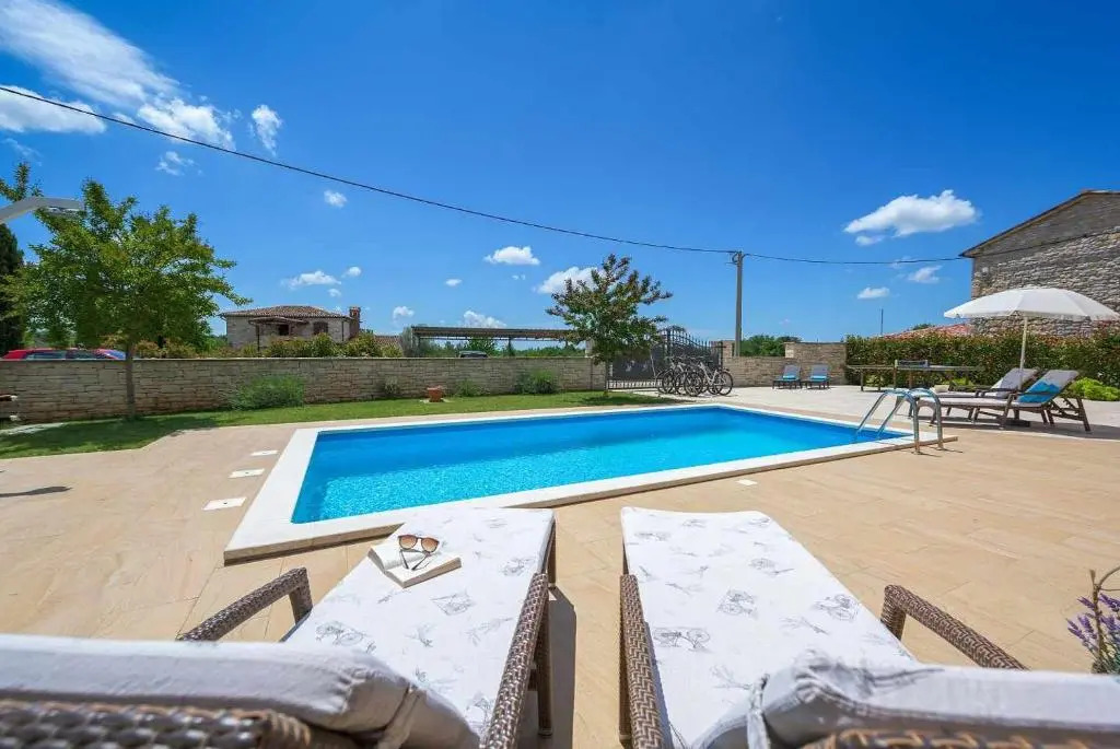 Villa Neo