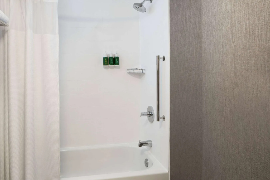 Sonesta Select Nashville Airport Suites