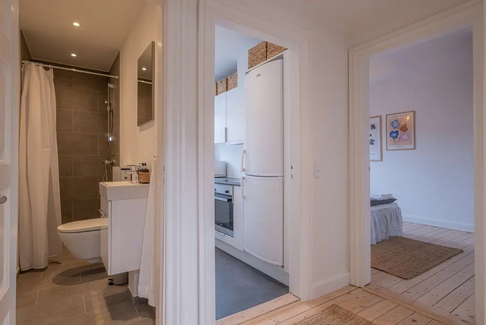 1 Bed Apartment Sleeps 2 With Parking, Wifi, Tv