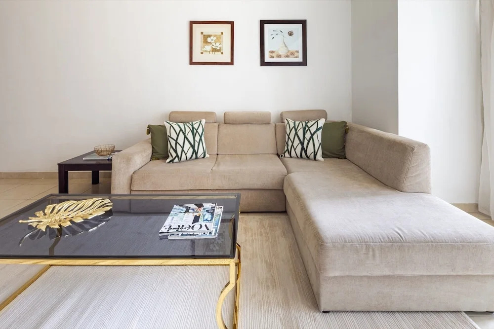 Elegant & Spacious 2BR Apartment In Dubai Marina