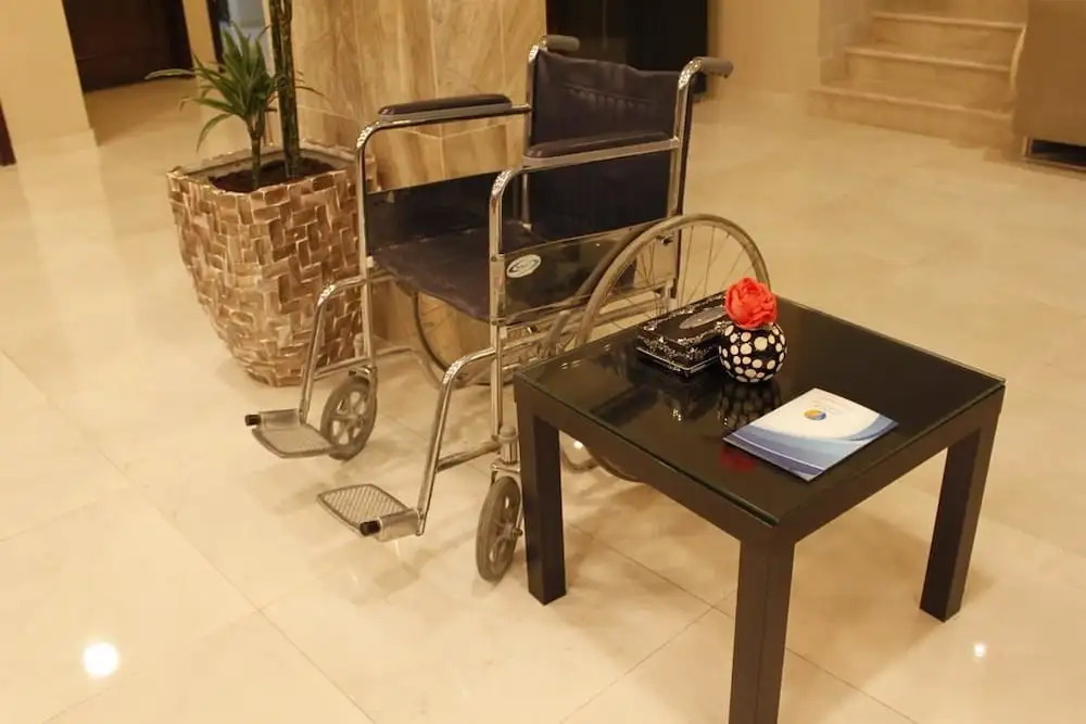 Plaza Home