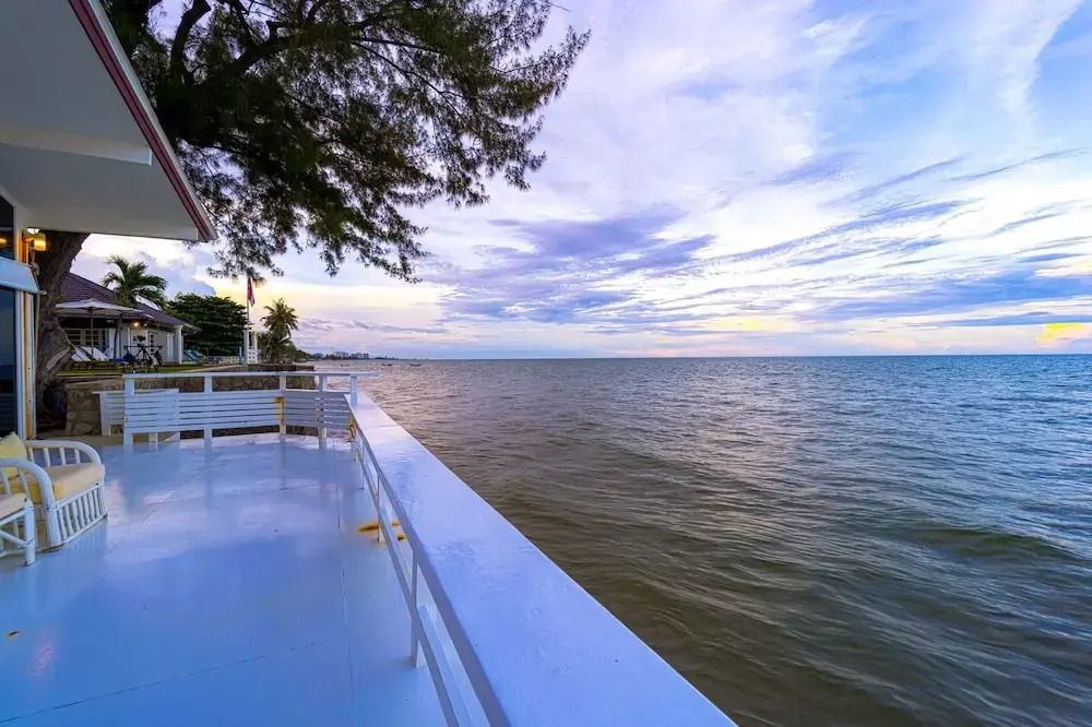 Oceanfront 6 Bedroom Twin Villas - OV6
