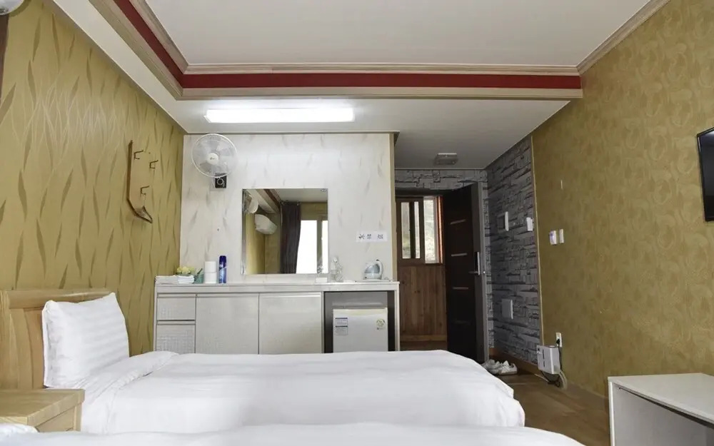 Red Castle Pension
