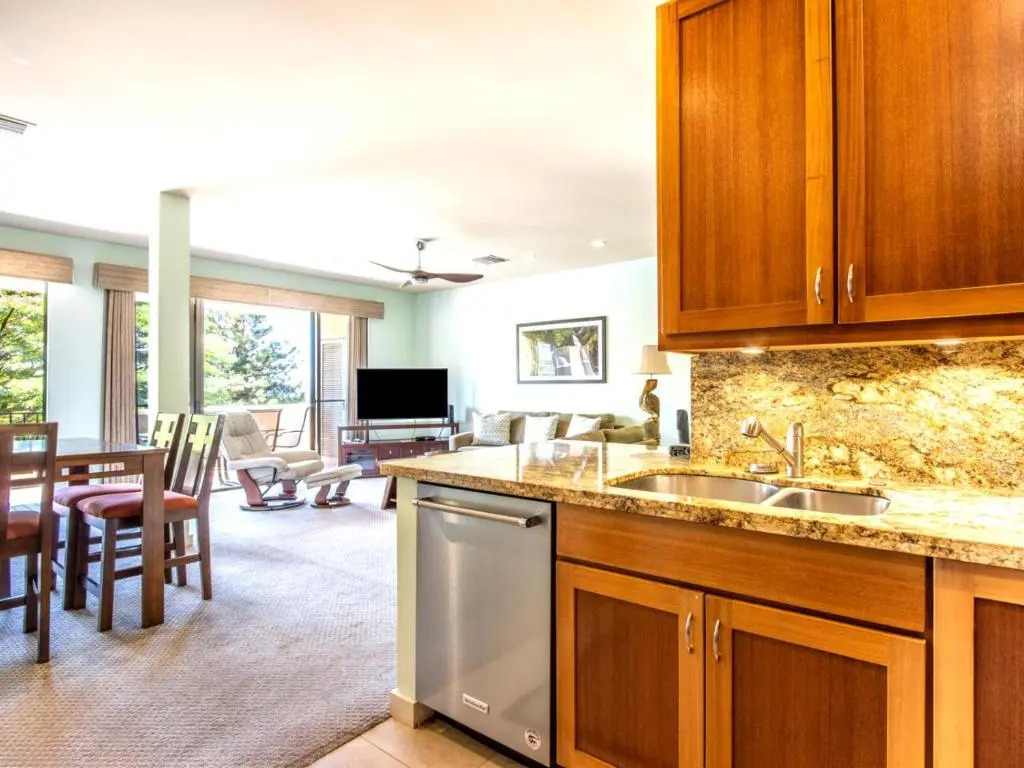 K B M Resorts- KGV-14V3 Oversized 2Bdrm sweeping ocean views remodeled premium upgrades