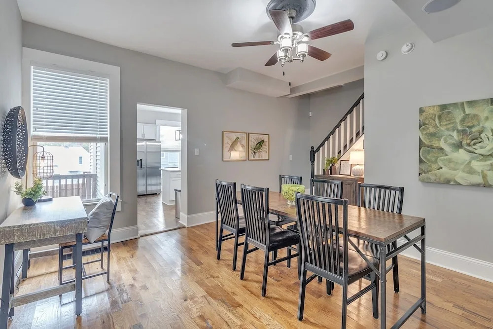 Recently Renovated Home In The Heart Of Bellevue! 2 Bedroom Home by RedAwning
