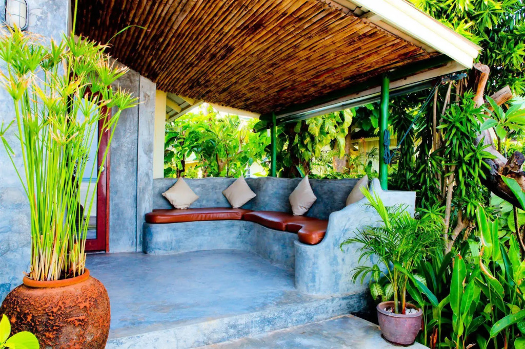 Samui Island Beach Resort & Hotel