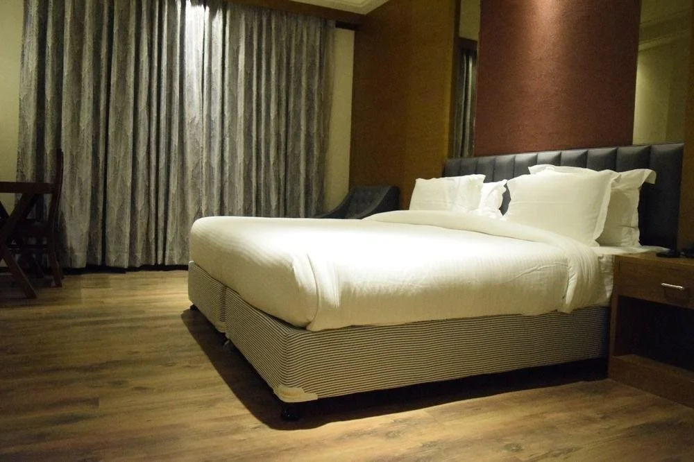 Hotel 25 Hours