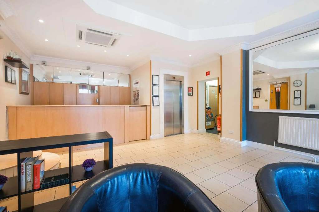 Kings Cross Inn Hotel