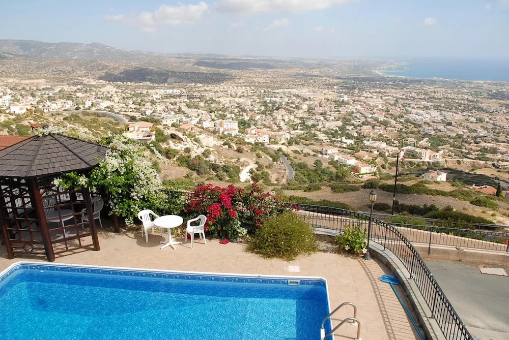Villa With 3 Bedrooms in Peyia, With Wonderful sea View, Private Pool,