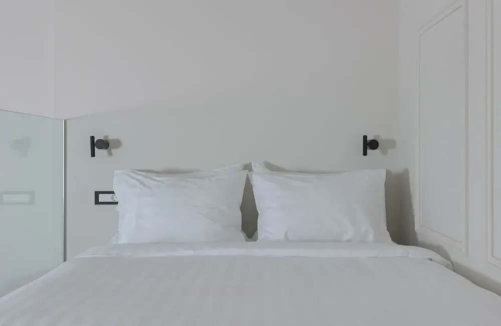 OPAL Lake Suites