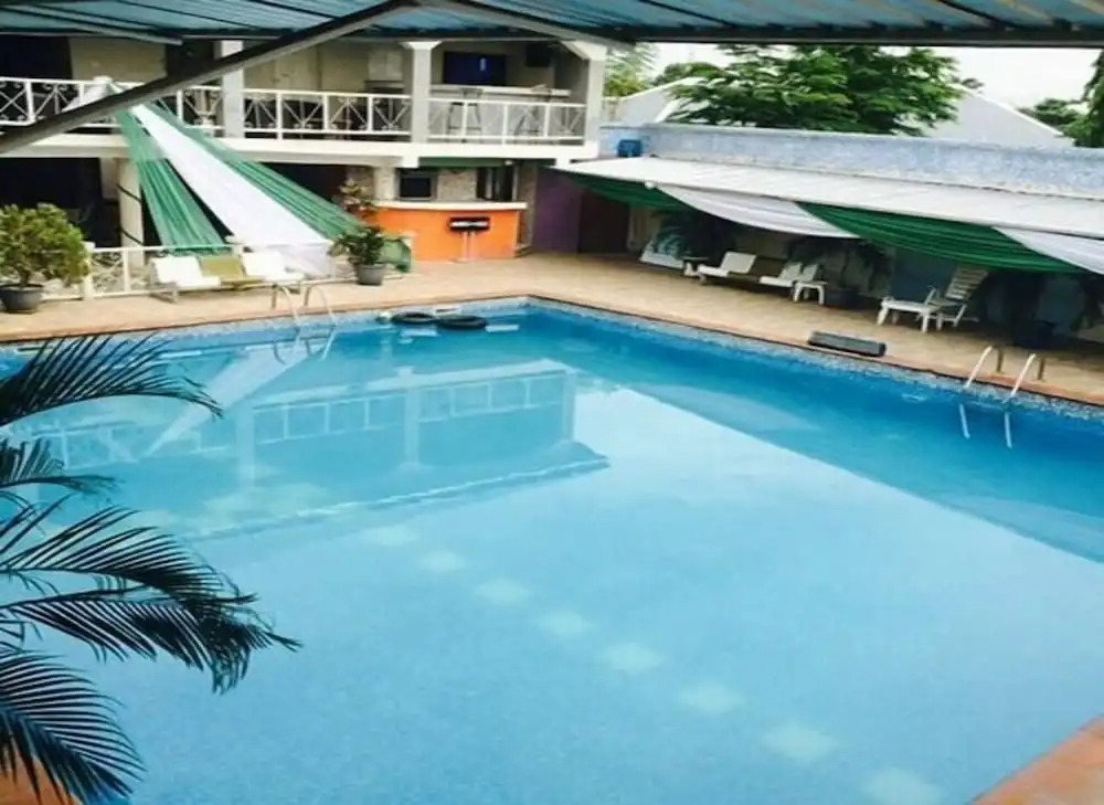Royal Choice Inn