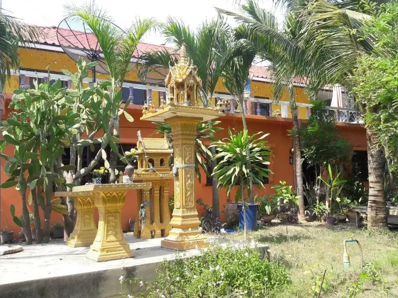 Wang Pla Guesthouse & Fishing Park