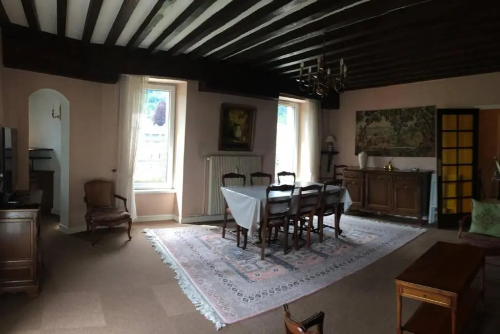 Appartement spacieux 78m2 plein centre, balcon, jusqu’à 6 personnes