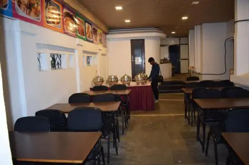 Hotel Manas