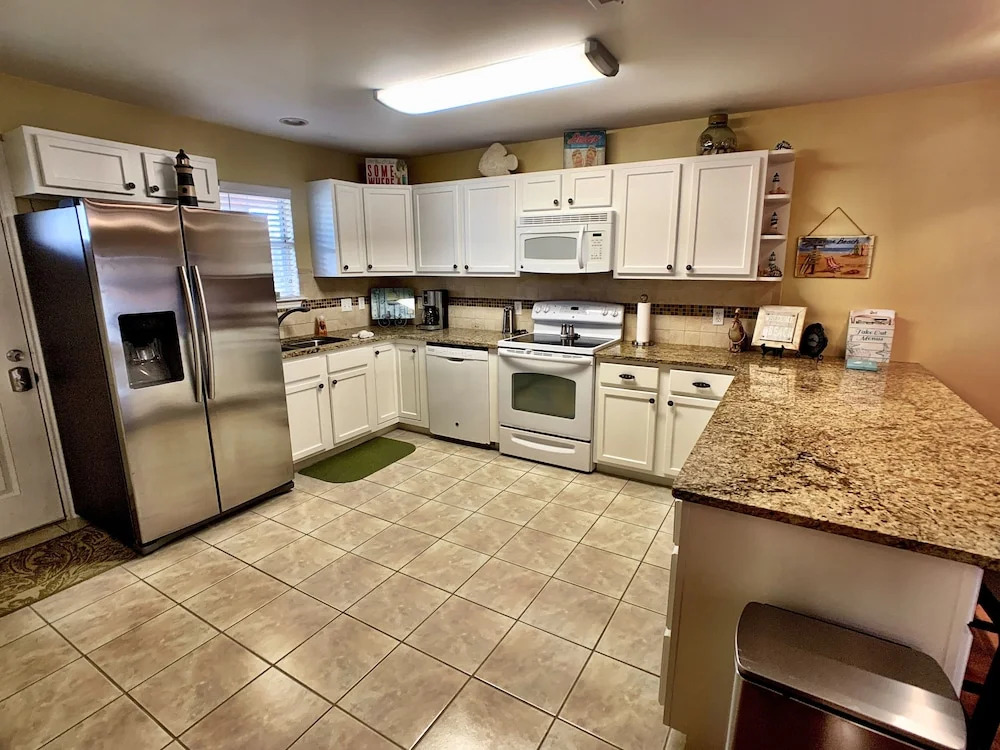 Looney Dunes - 3 Br Home