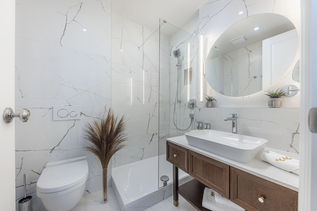 Royal Ariston Hotel