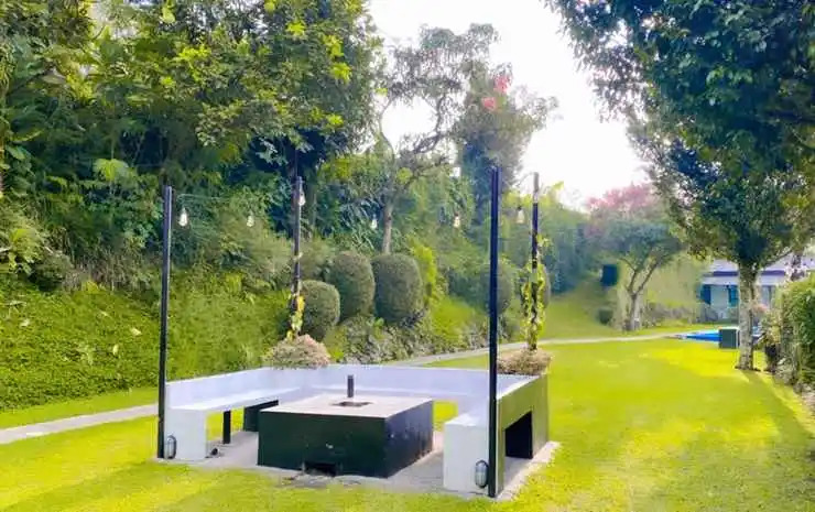 Villa Khoo
