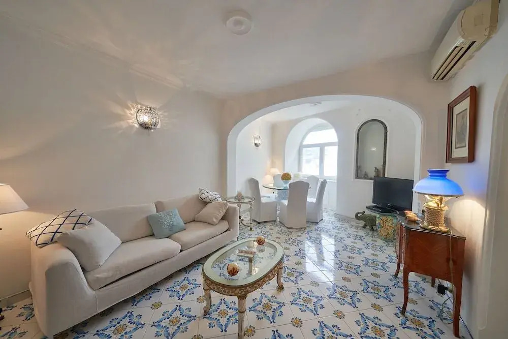 L'Abate Luxury Apartment