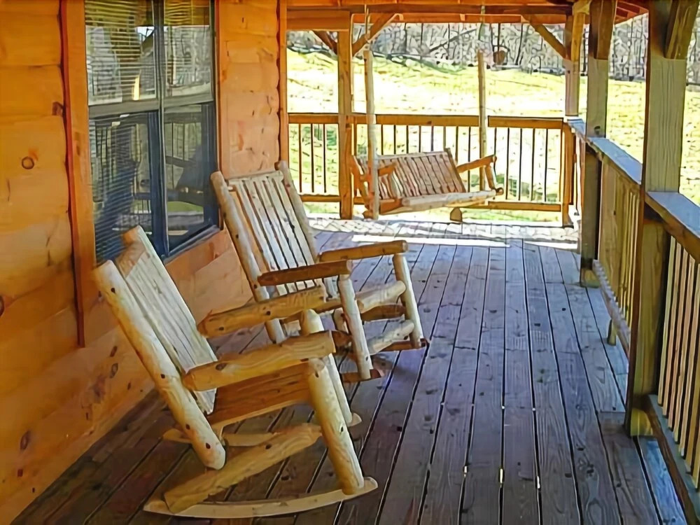 Four Bears Barn 2 Bedrooms 2 Bathrooms Cabin