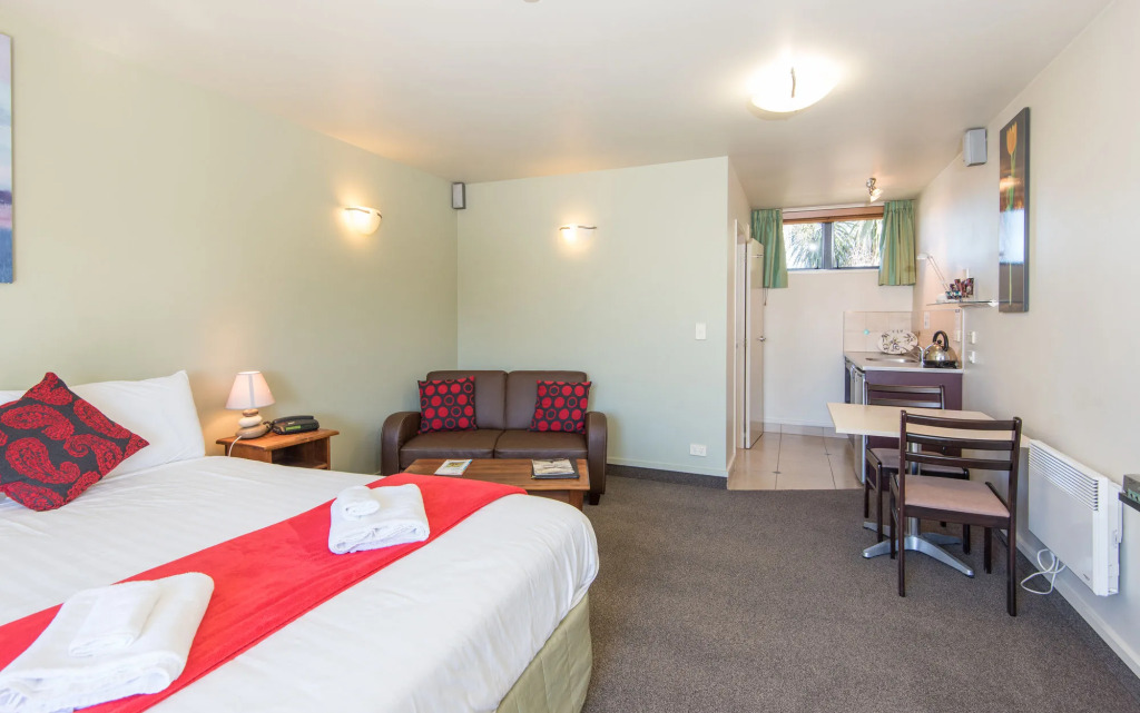 Gladstone Motel