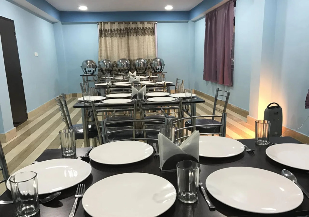 Hill Hotel Lachhung