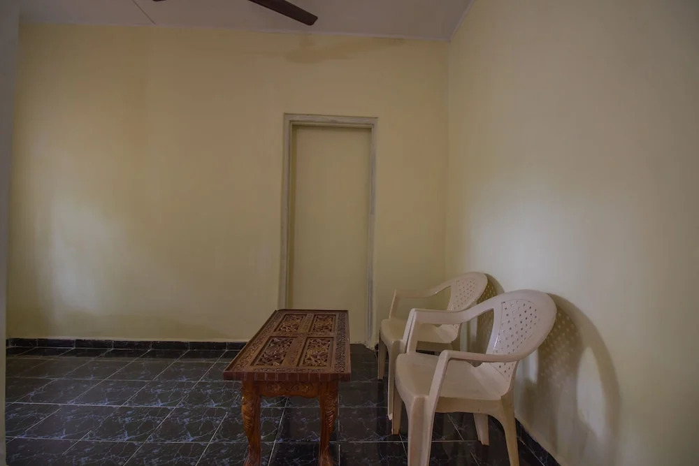 OYO 16483 Home Garden View 1BHK Morjim Beach