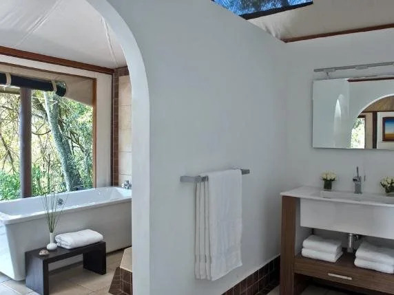 Ngerende Island Lodge