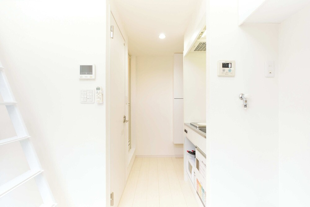 Nano North Shinjuku Apartment by Tranova