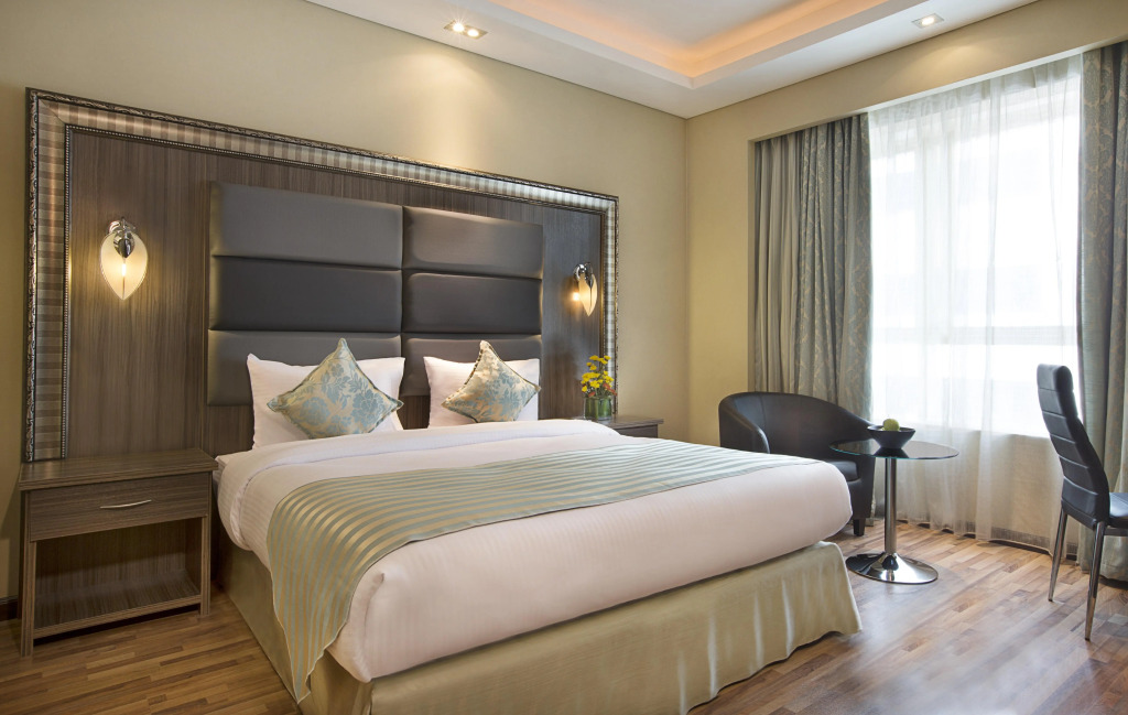 Отель Pearl Swiss Hotel