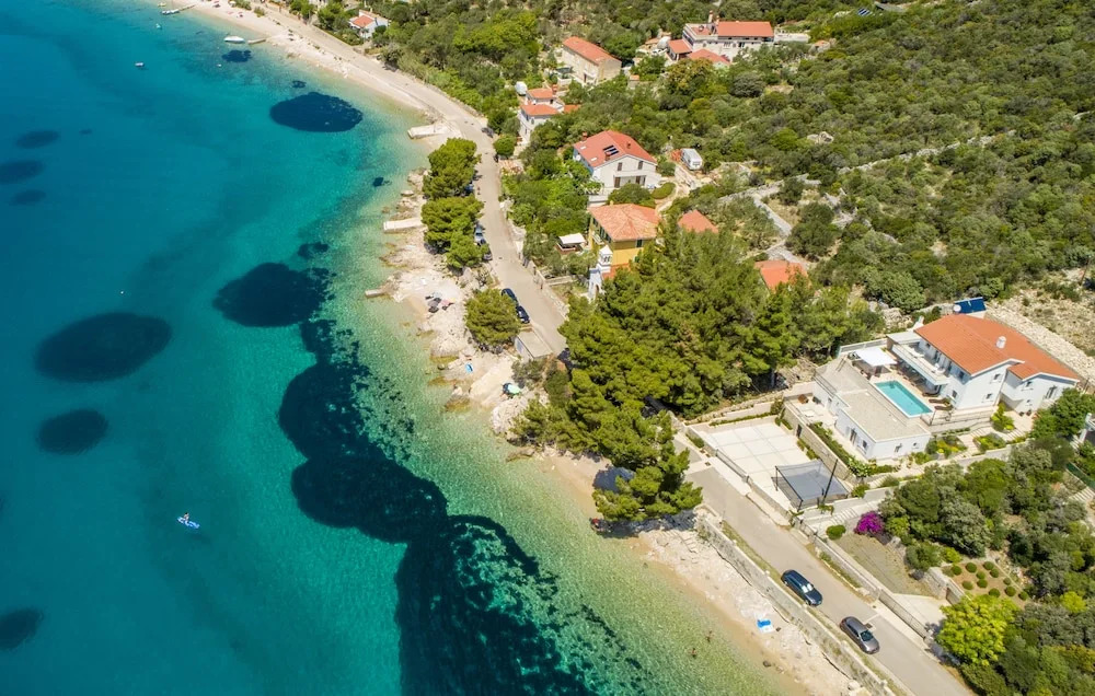 Villa St Martin-Reef - Exclusive Seafront Villa with Private Heated Pool