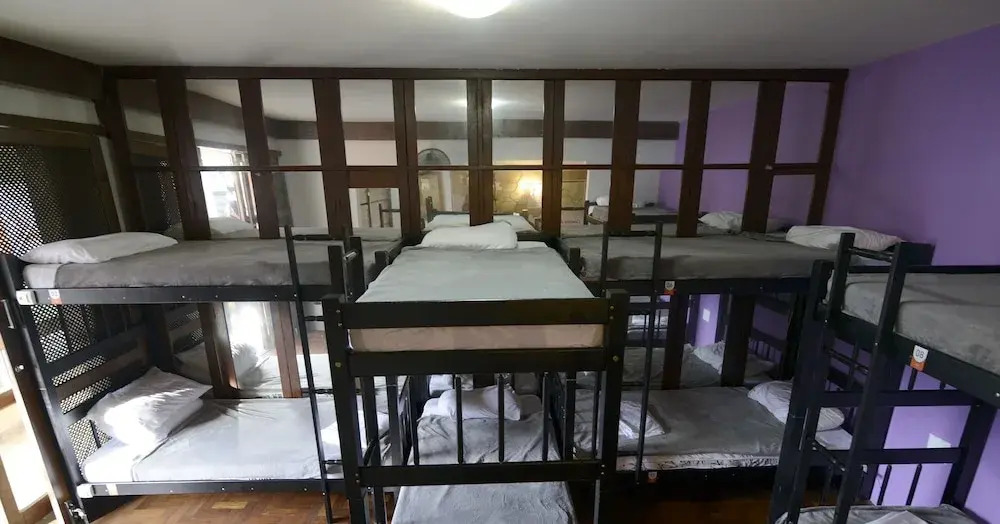 H2UP- Universidade Pampulha Hostel