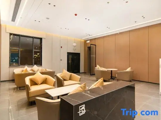 Greentown Hotel (Aksu Jinhuan Plaza Branch)