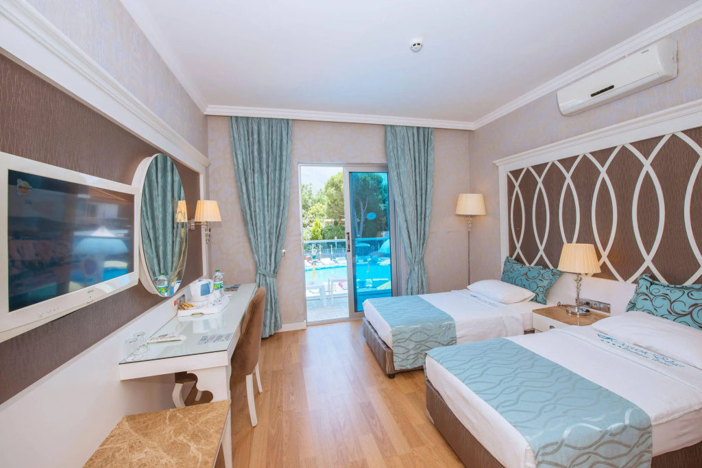 Ocean Blue High Class Hotel & SPA