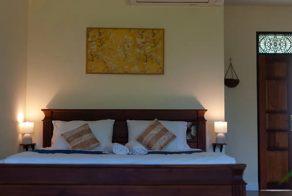 FeelGood Suites