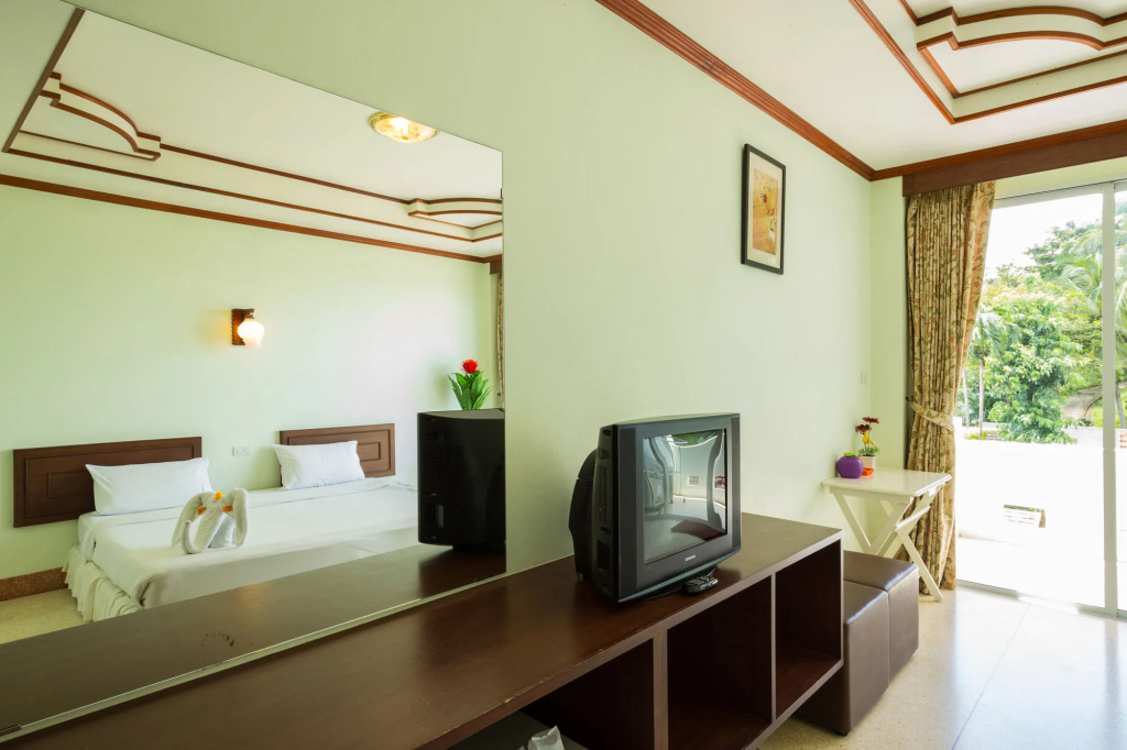 Mam Kai Bae Beach Resort