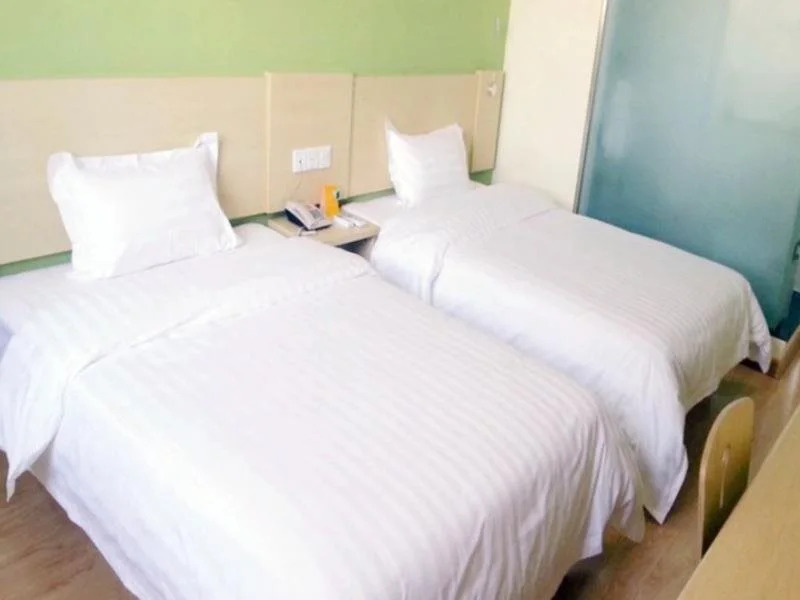 7Days Inn Yongzhou Lingling District Zhishan Road Walking Street Branch
