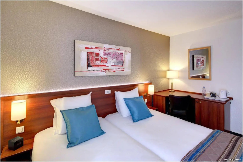 Moxy Annecy