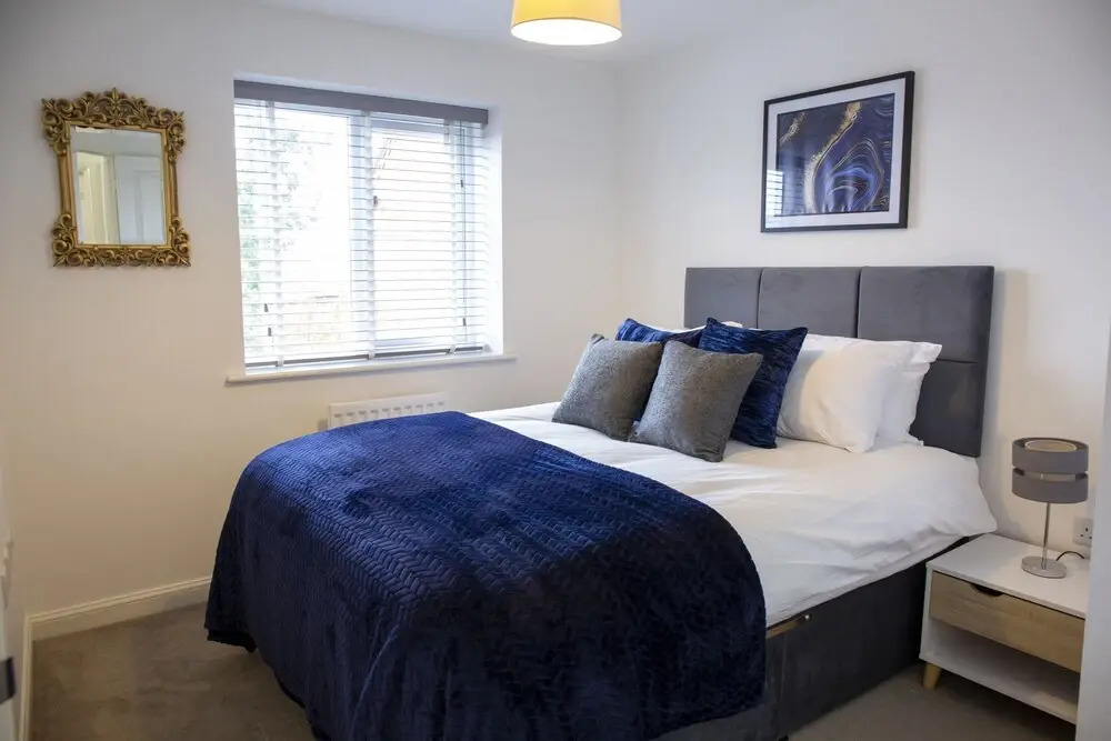 Modern House in Stratford Upon Avon With Private Parking Free Wifi Netflix
