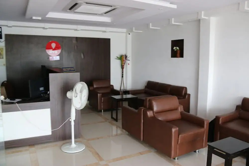 Hotel Bashyam Park