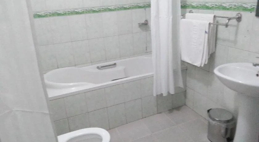 Teatot Hotel