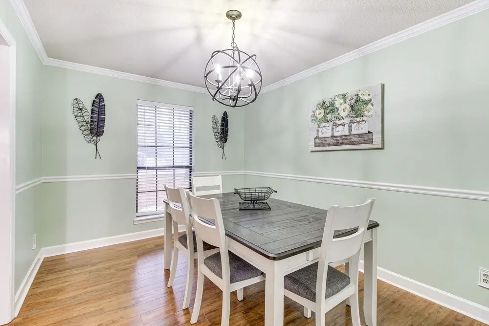 Single-story Savannah Home w/ Private Backyard!, Savannah